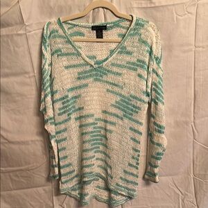Express V-Neck Sweater White and Green Relaxed Fit